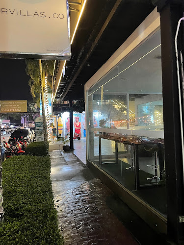 Fun Friday avenue Night market