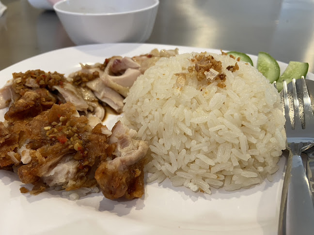 Opinii despre ข้าวมันไก่ชายพี în วัฒนา - การบริการอาหารและที่พัก