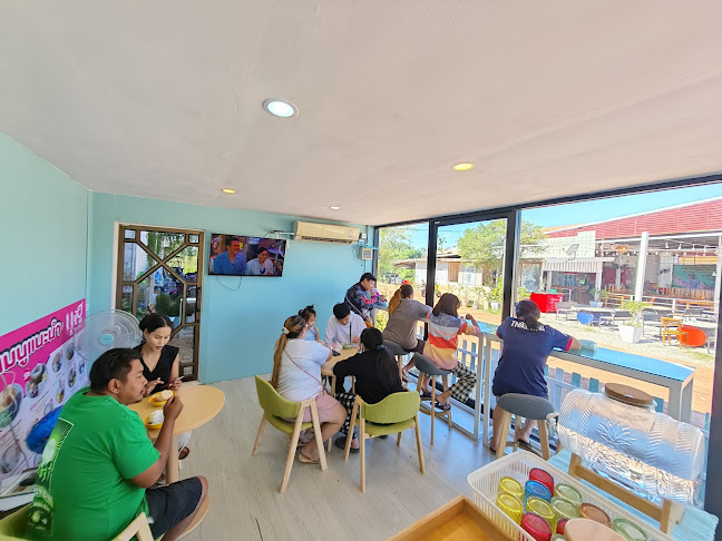 คาเฟ่กลางเมือง | ยู้ฮู หวานเย็น - การบริการอาหารและที่พัก