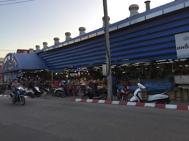 ตลาดสดเทศบาลตำบลหัวรอ - อำเภอเมืองพิษณุโลก