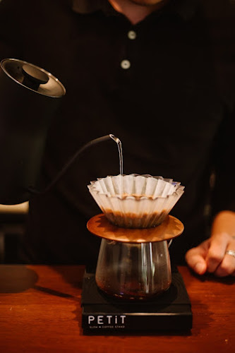 Opinii despre ma lune (มาลูน) Specialty Coffee Roaster în Mueng - การบริการอาหารและที่พัก