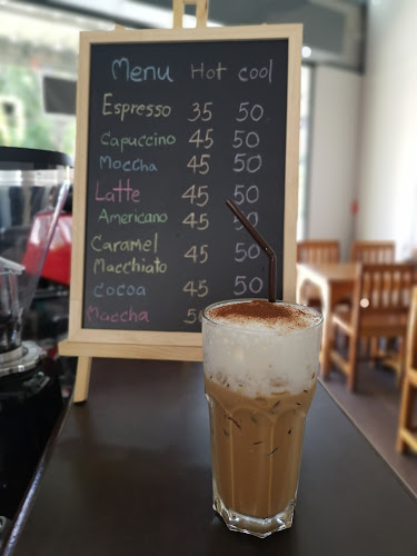 ริมทาง​ ป่าหล่าย​ ค่าเฟ่,Rimthang Palai Cafe - การบริการอาหารและที่พัก