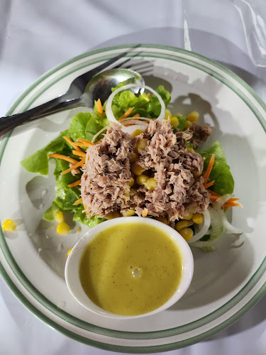 สเต็กลุงหนวด สาขาพิษณุโลก​2 - การบริการอาหารและที่พัก