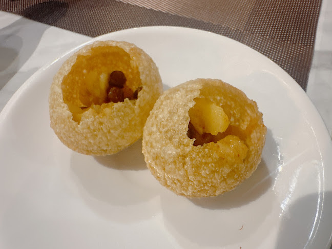 ชัทนีย์ อินเดียน - การบริการอาหารและที่พัก