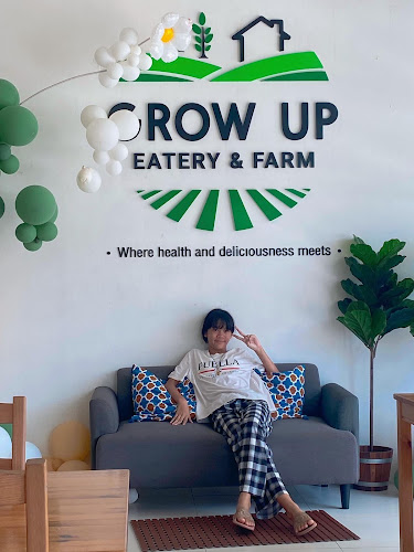 Grow Up Eatery & Farm - อำเภอเมืองอุบลราชธานี