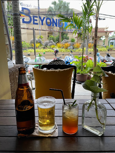 Opinii despre KIRI burger & bowl , kata beach în Muang - การบริการอาหารและที่พัก