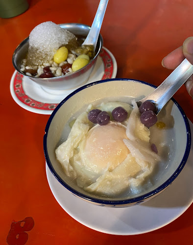 เต้าทึงโอฮิม ไนท์บาซ่าร์สวนหมากโคราช - การบริการอาหารและที่พัก