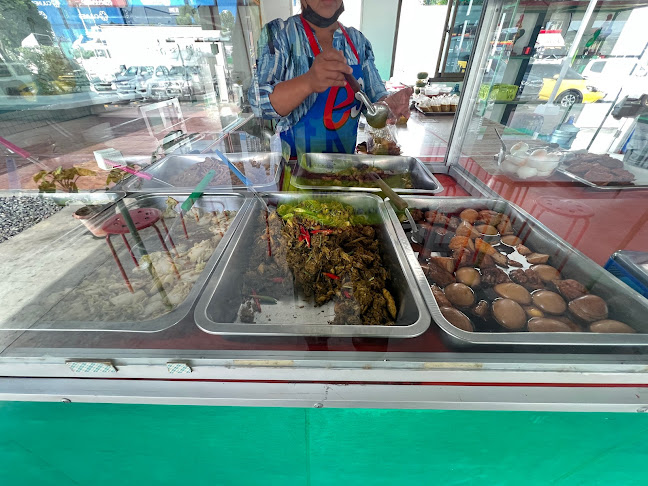 [บ้านทะเลน้อย ข้าวแกงปักษ์ใต้ สาขาปัั๊ม PT กม.19ถนนบางนาตราด