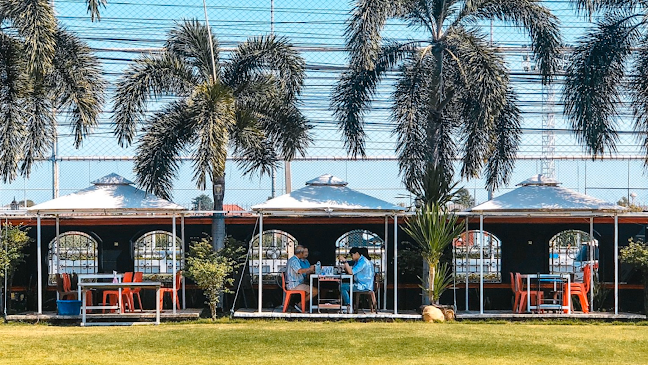 MyHome มายโฮม ชาบูซูชิ - การบริการอาหารและที่พัก