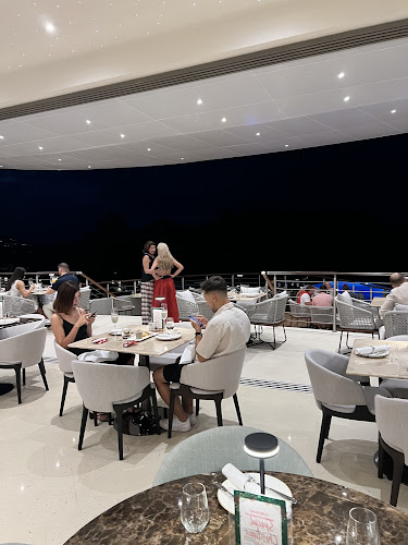 7th Floor Restaurant & Bar - อำเภอถลาง