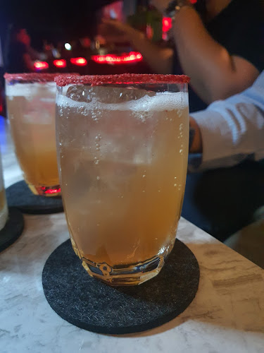 Opinii despre Orbit Bar & Restaurant în เมือง - การบริการอาหารและที่พัก