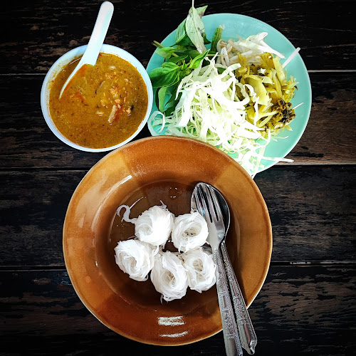 Comentarii opinii despre คุณบี ขนมจีนสด