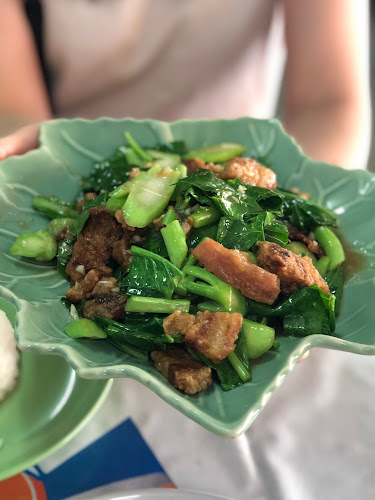 4 15 ถ. ศักดิเดชน์ ตำบลตลาดเหนือ อำเภอเมืองภูเก็ต ภูเก็ต 83000