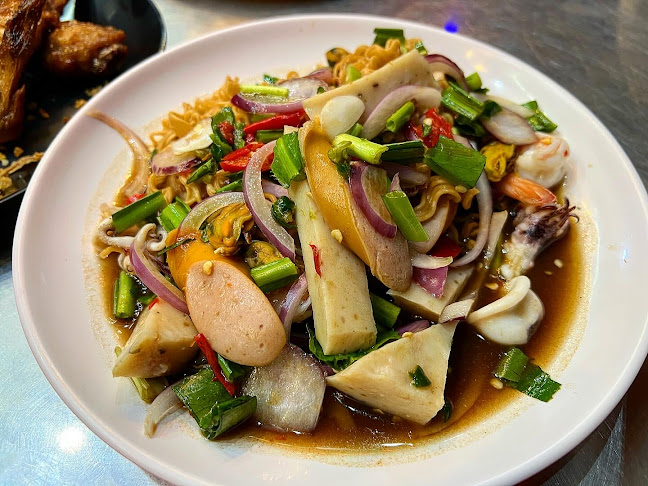รุมยำ Rum-Yum เซ็นโทซ่า มะลิวัลย์ - เมือง