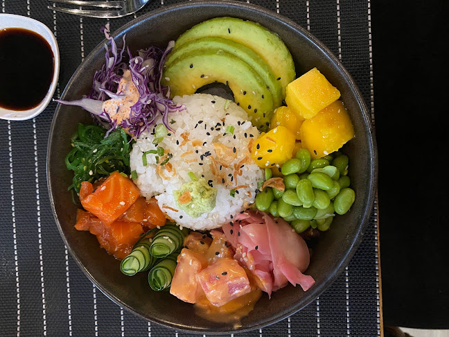 Opinii despre Hern Coffee and Bistro în อำเภอกะทู้ - การบริการอาหารและที่พัก