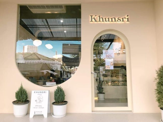 Khunsri cafe