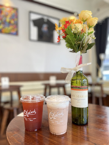 Opinii despre Oclock Bar în อำเภอเมืองพิษณุโลก - การบริการอาหารและที่พัก