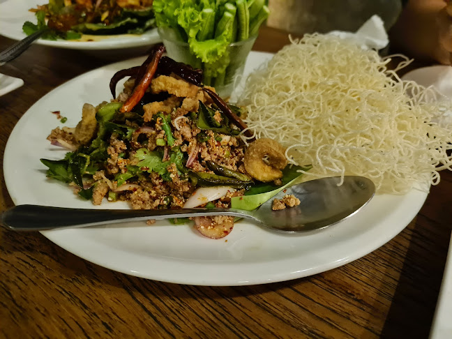 Opinii despre HANZA BAR & BISTRO în อำเภอบางละมุง - การบริการอาหารและที่พัก