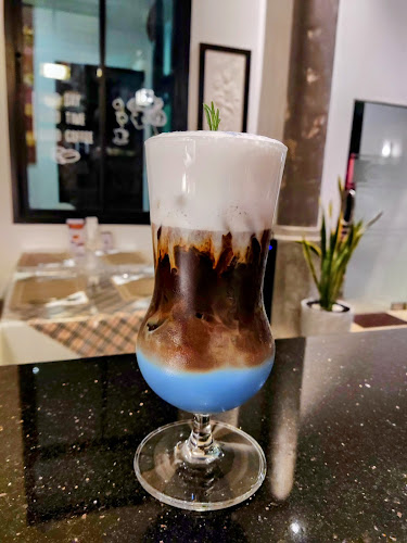 Comentarii opinii despre PhumPhor Coffee​ Restaurant​ ภูมิพ่อ คอฟฟี่เรสเตอรองท์