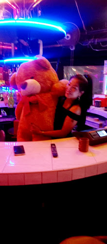 BarSaRa Patong บาร์ซาร่า