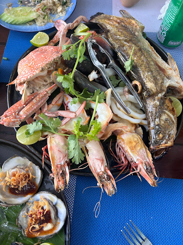 Opinii despre นิกิต้า în Phuket - การบริการอาหารและที่พัก