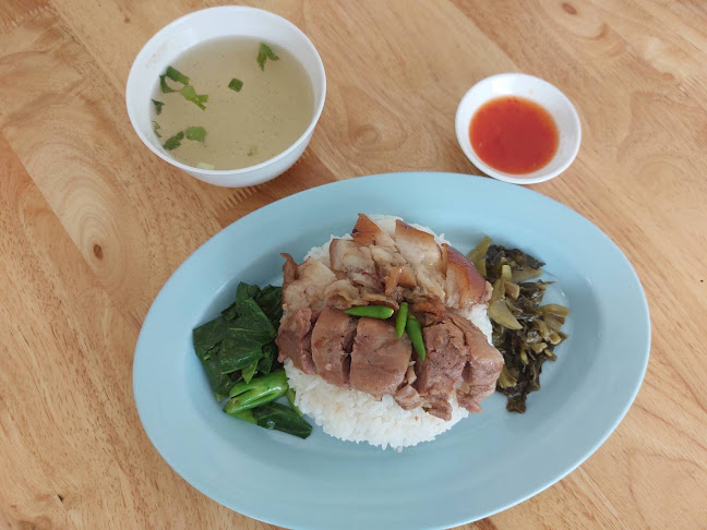 ข้าวมันไก่แม่เพลิน - อำเภอเมืองจันทบุรี