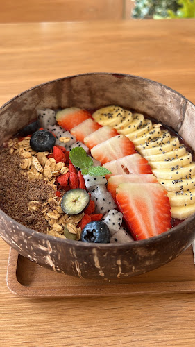 Comentarii opinii despre Tribe Cafe