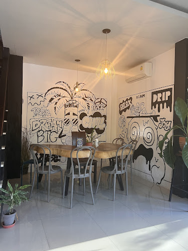 1 AM Cafe - อำเภอเกาะสมุย