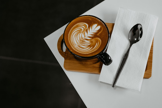 Opinii despre Avenue Hatyai - Brew with happiness în อำเภอหาดใหญ่ - การบริการอาหารและที่พัก