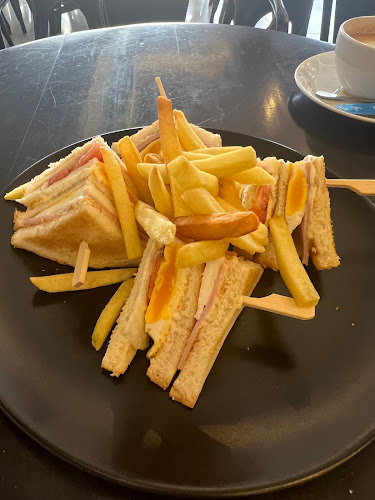 Comentarii opinii despre At All Cafe