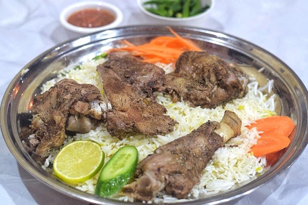 179 11-12 ซอย แสนสบาย ตำบลป่าตอง อำเภอกะทู้ ภูเก็ต 83150