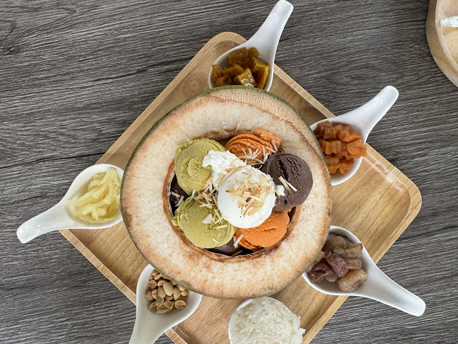 Opinii despre Lamai fresh coconut ice cream (lamai shop) în อำเภอเกาะสมุย - การบริการอาหารและที่พัก