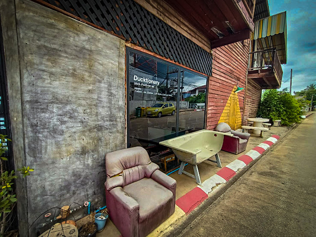 171 ถนน เพชรเจริญ ตำบล ในเมือง อำเภอเมืองเพชรบูรณ์ เพชรบูรณ์ 67000