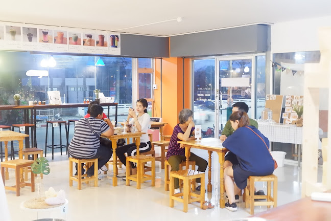 Comentarii opinii despre นอนบ้านเพื่อน Cafe