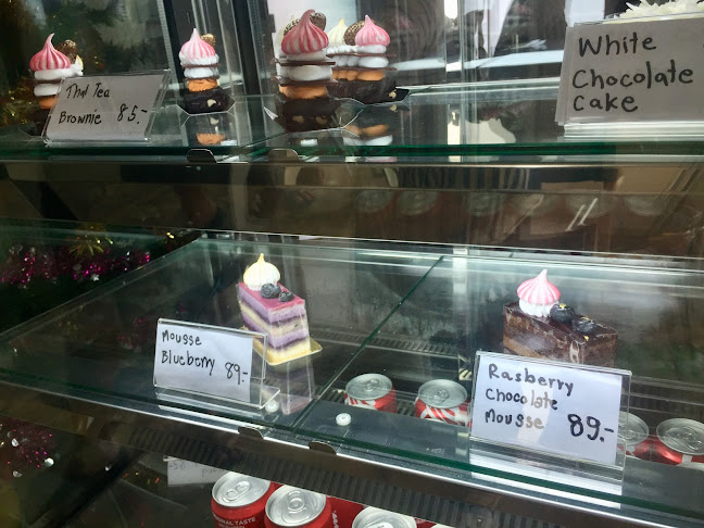 Comentarii opinii despre AVA Cafe & Eatery