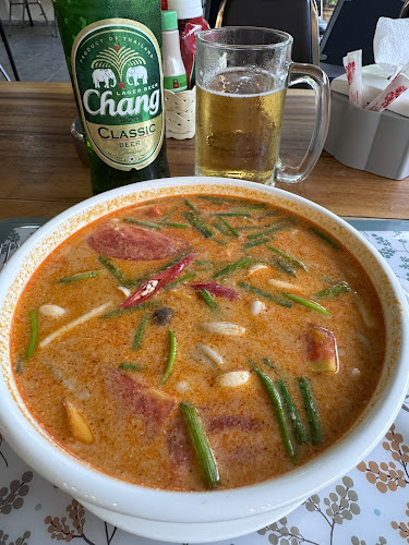 Yoyo Restaurant Karon Beach Phuket - อำเภอเมืองภูเก็ต