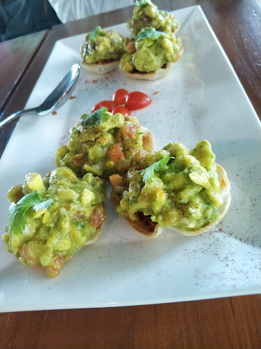 N1 Cafe' & Green - การบริการอาหารและที่พัก