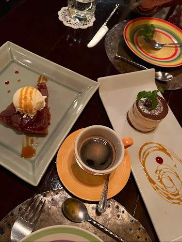 Opinii despre La Gaetana Restaurant în อำเภอเมืองภูเก็ต - การบริการอาหารและที่พัก