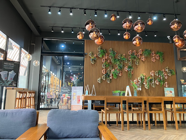 Inthanin Coffee ปั๊มบางจาก วัดลาดปลาดุก - การบริการอาหารและที่พัก