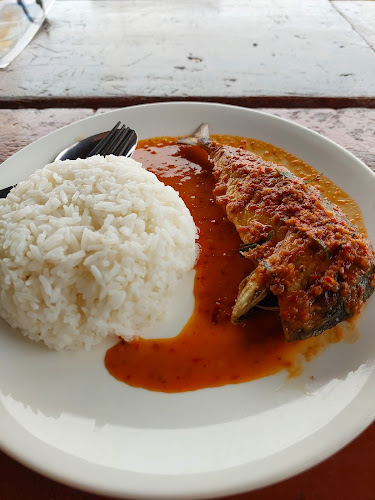 Opinii despre ร้านความสุขริมน้ำ Infinity în อำเภอบางบัวทอง - การบริการอาหารและที่พัก