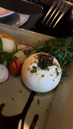 La Gaetana Restaurant - การบริการอาหารและที่พัก