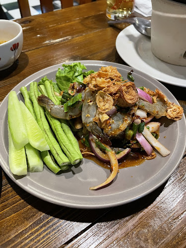 Comentarii opinii despre พิศมัยนิยม ชากังราว (Pitsamai Niyom Chakangrao)