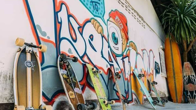 รื่นรมย์-Reun-Rom - เมือง