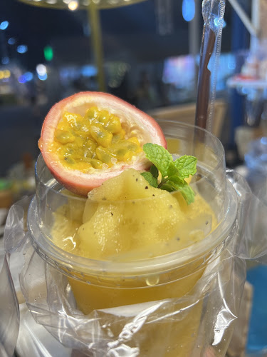 Comentarii opinii despre Sweetbeeice ไอศกรีมสวีทบี ตลาดต้นตาล