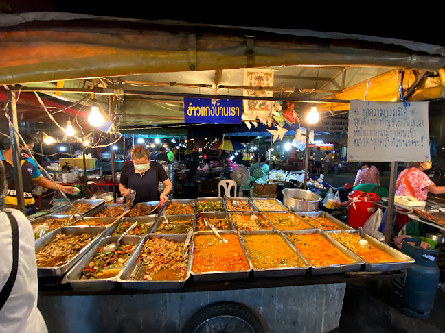 ตลาดกลางคืนสถานีรถไฟพิษณุโลก - อำเภอเมืองพิษณุโลก