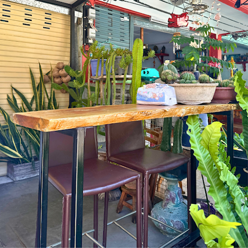 20/382 หนองปรือ อำเภอบางละมุง ชลบุรี 20150