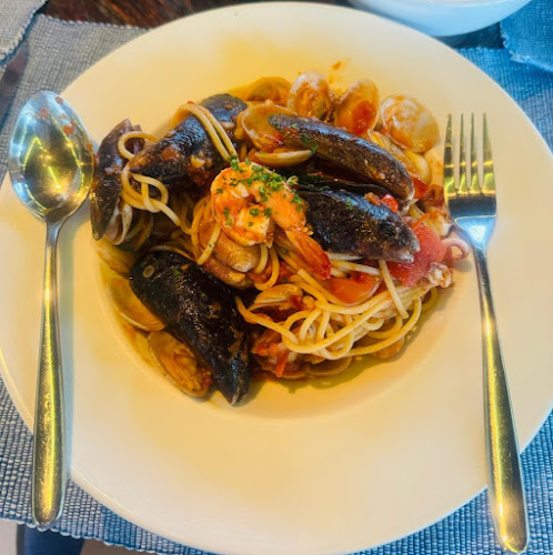 M&M's Pizzeria & Spaghetteria