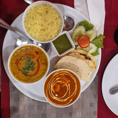 Suraj Indian Restaurant Kamala - อำเภอกะทู้