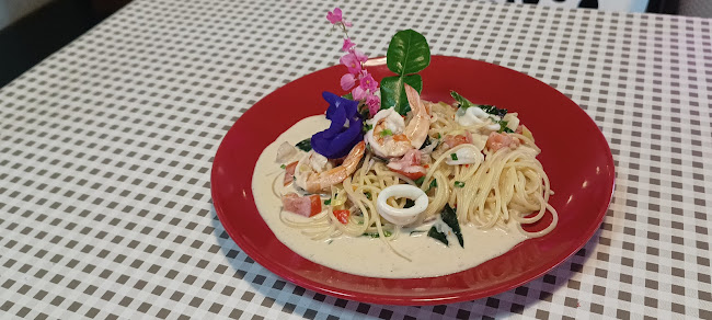 Pasta District - การบริการอาหารและที่พัก