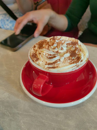 Cafe Delight Phuket Old Town - การบริการอาหารและที่พัก